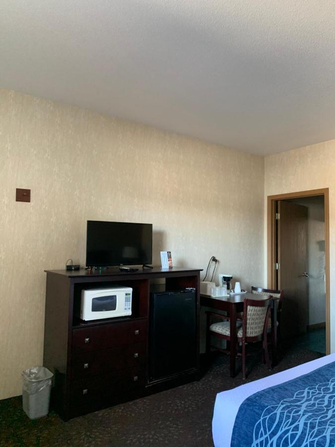 Economy Inn & Suites Hannibal Eksteriør billede