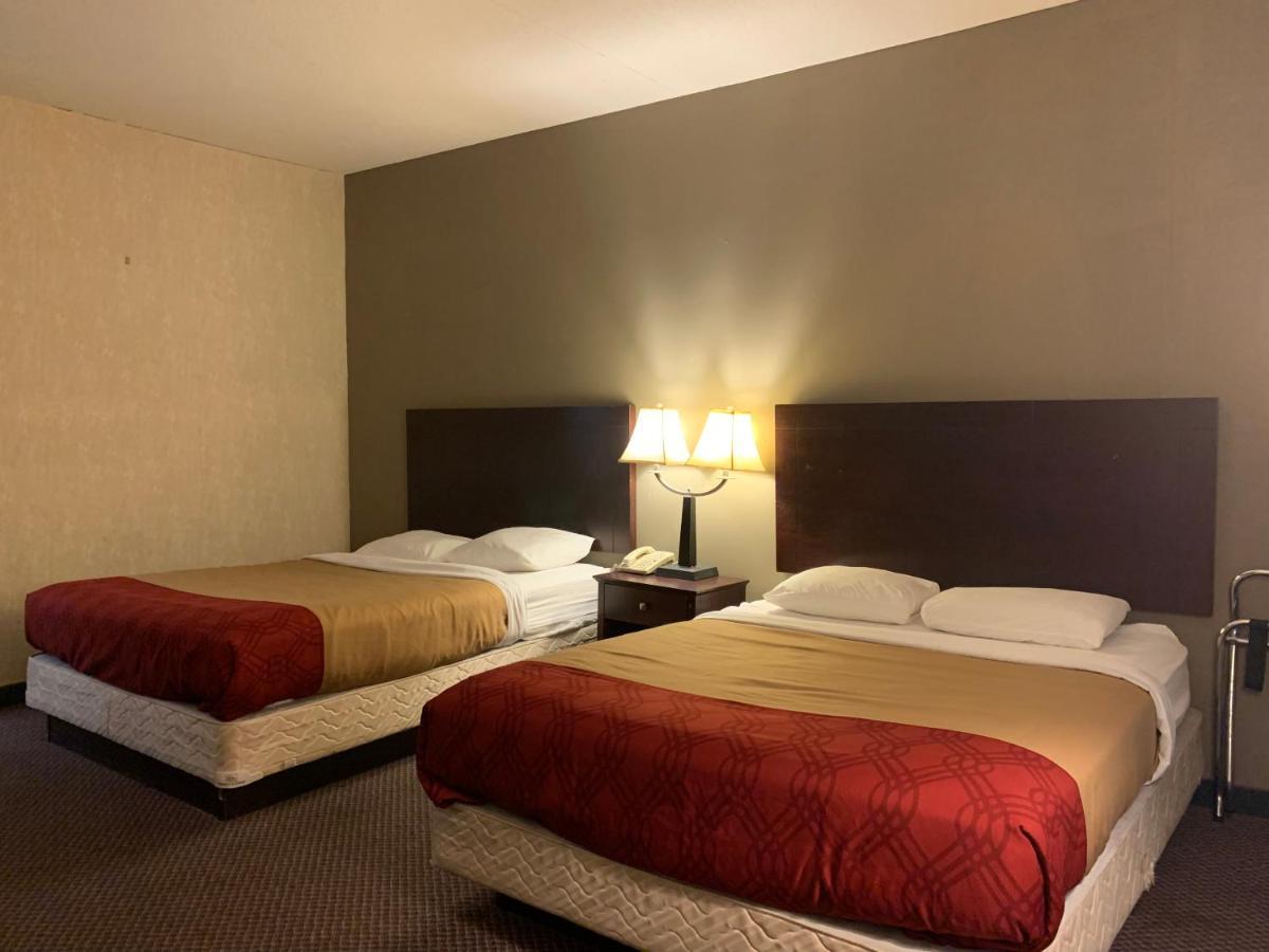 Economy Inn & Suites Hannibal Eksteriør billede