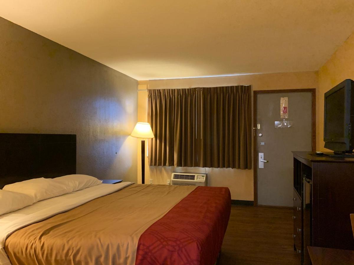 Economy Inn & Suites Hannibal Eksteriør billede